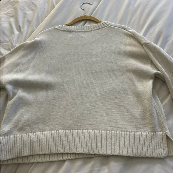 Old Navy Cream Knit Sweater - Picture 4 of 4